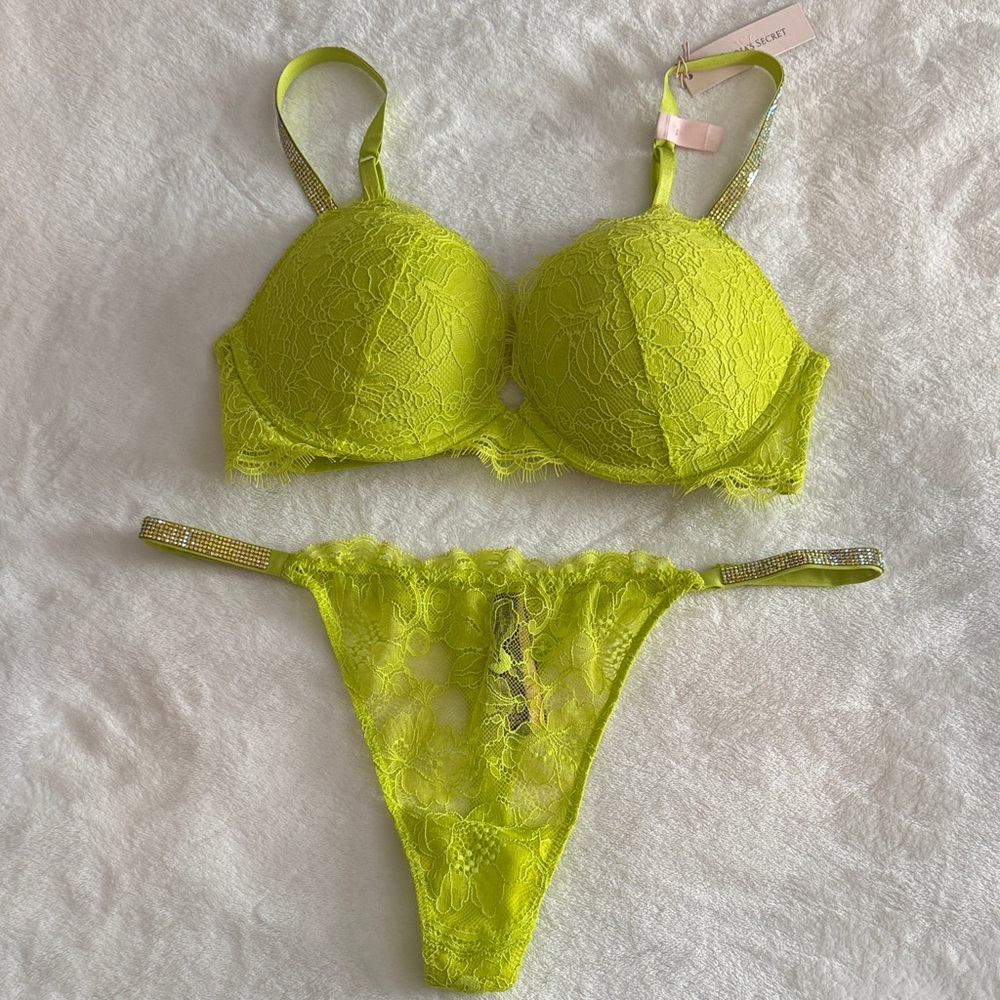 Victoria's Secret Lime Lace Lingerie Set
